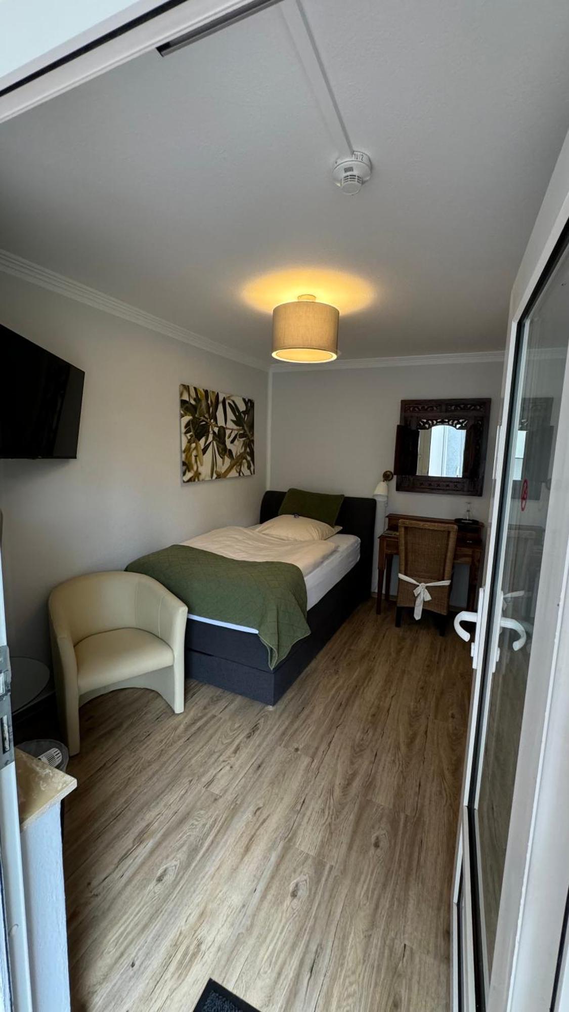 Goethe Hotel Bad Pyrmont Chambre photo