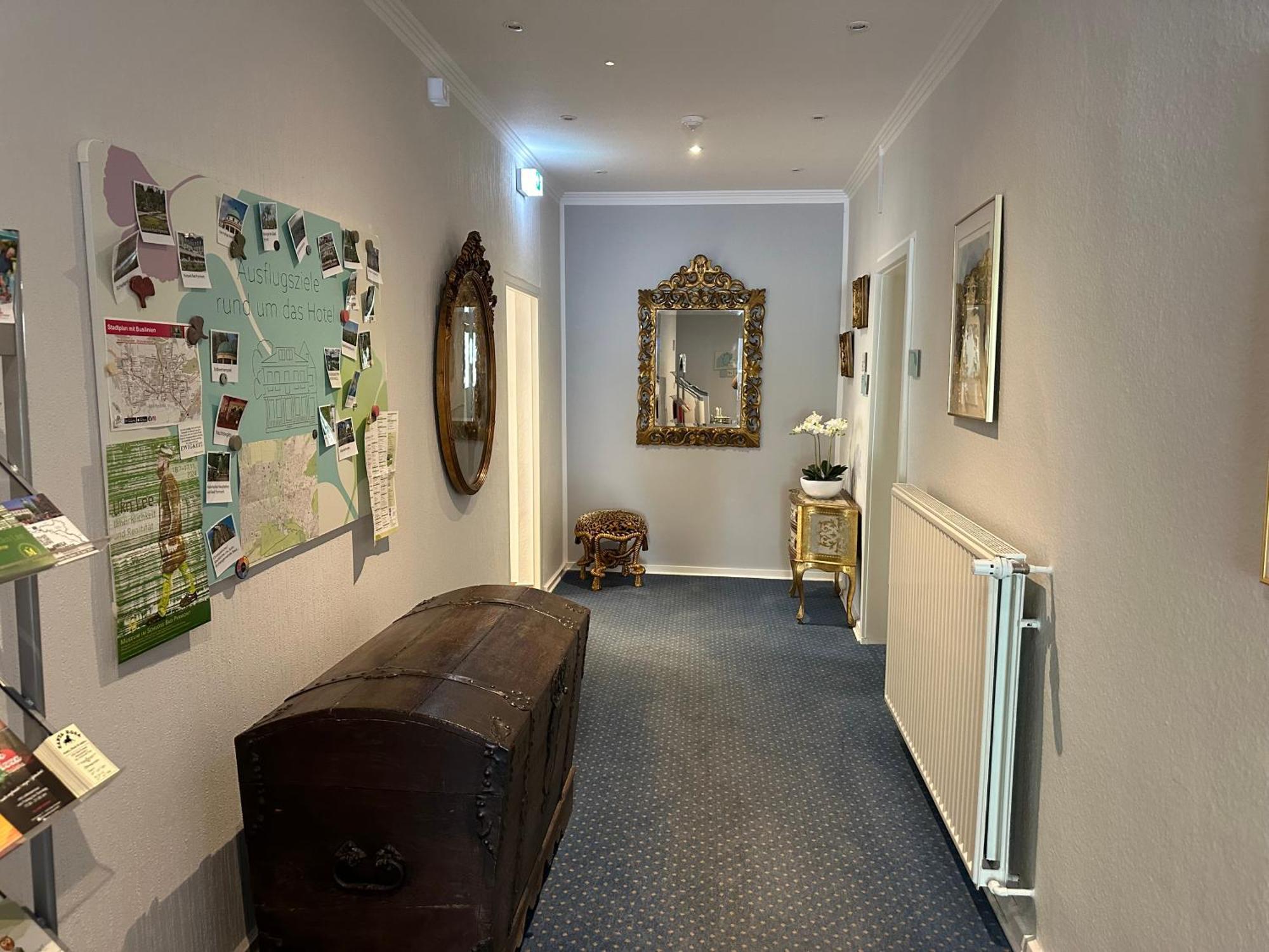 Goethe Hotel Bad Pyrmont Extérieur photo